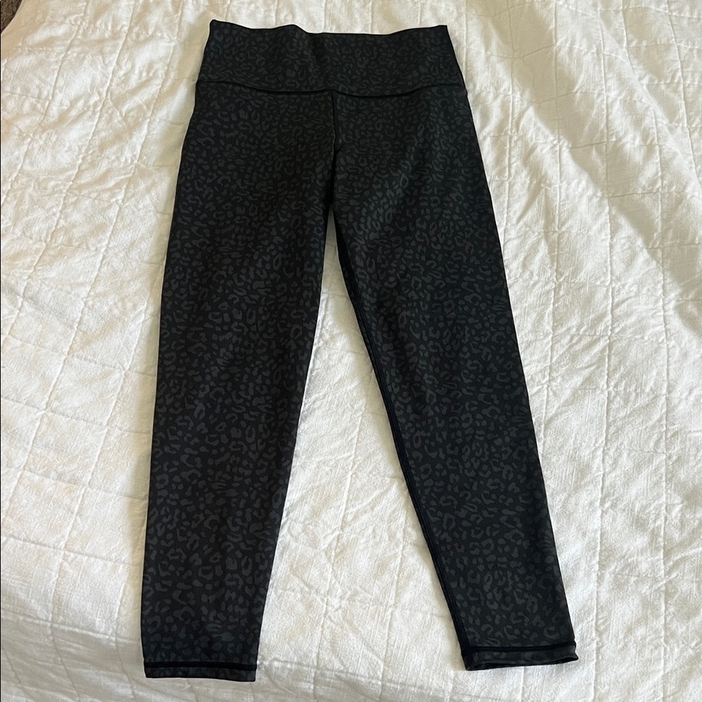 Aerie Charcoal Leopard Print Leggings